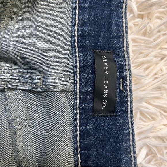 ◾️Silver Jeans Avery Skinny Crop Capri - Picture 4 of 8